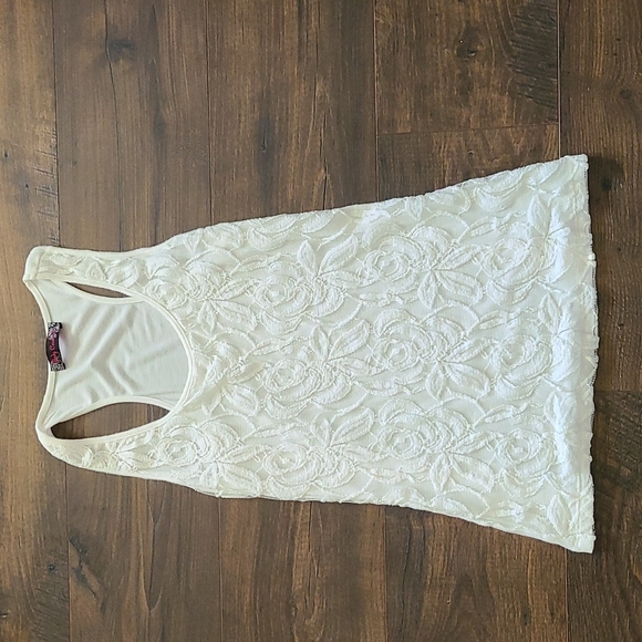 Lace Tank Top - Picture 2 of 5